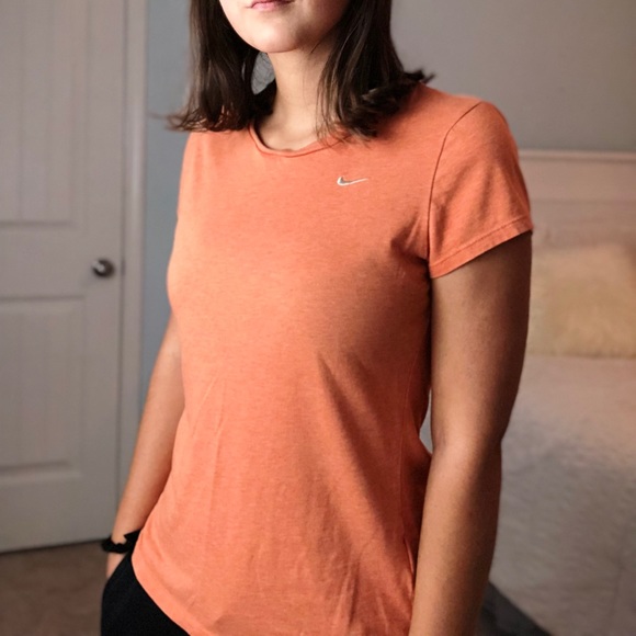 Nike Tops - Nike shirt